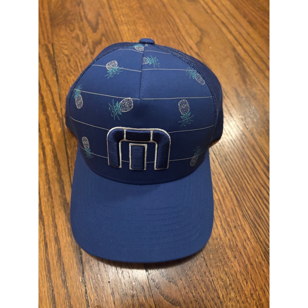 TravisMathew Mens Blue Pineapple Print Trucker Hat Snapback Mesh Golf Cap